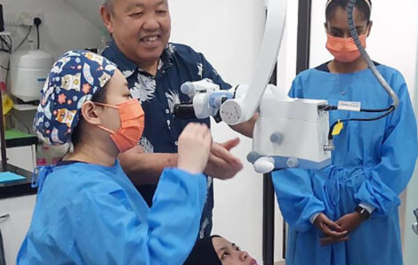 Thank You Dr. Kwong for Choosing the Zumax OMS2050 Microscope